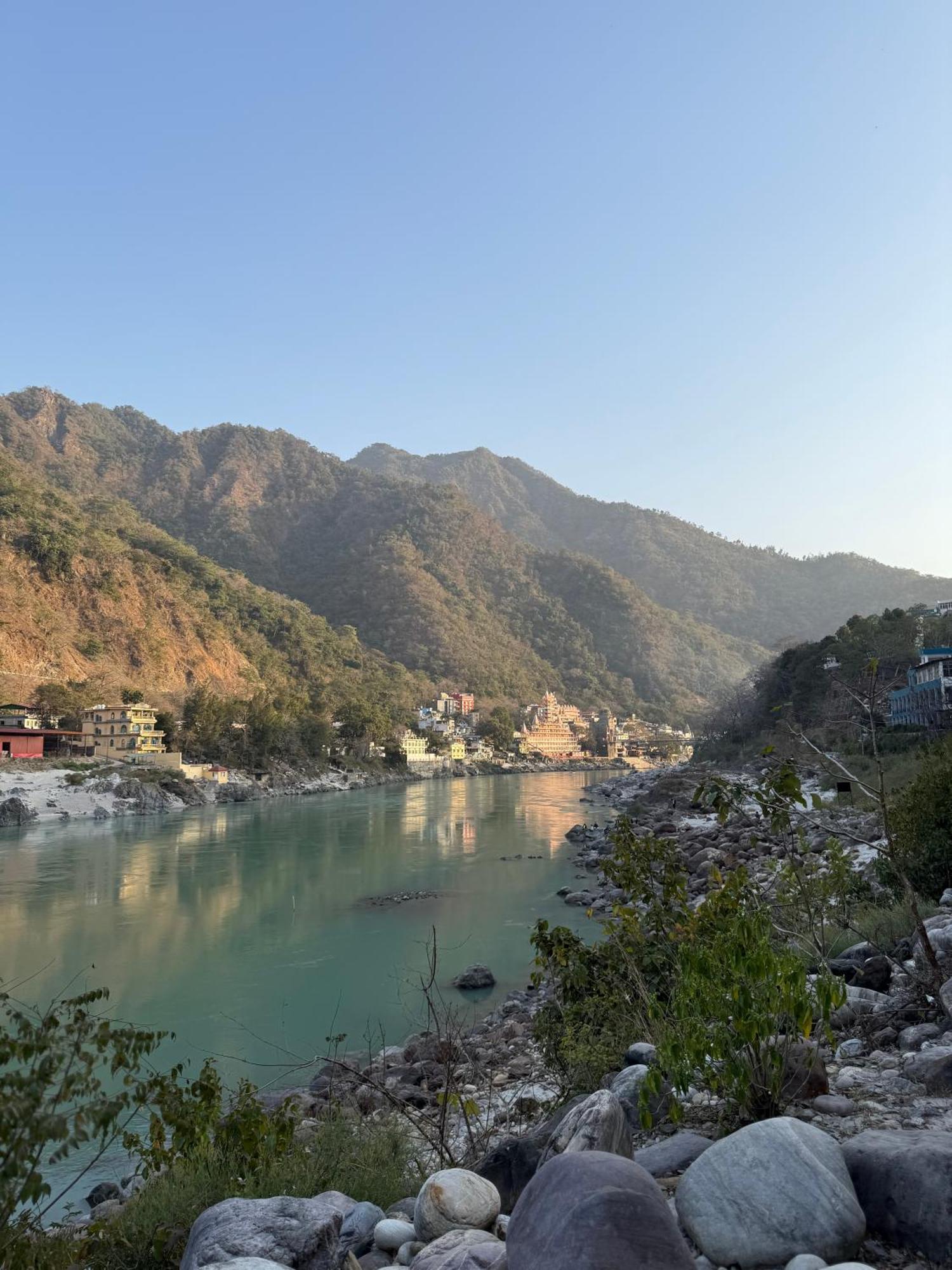 Luxury Aloha Majestic Apartments Rishikesh Exterior photo