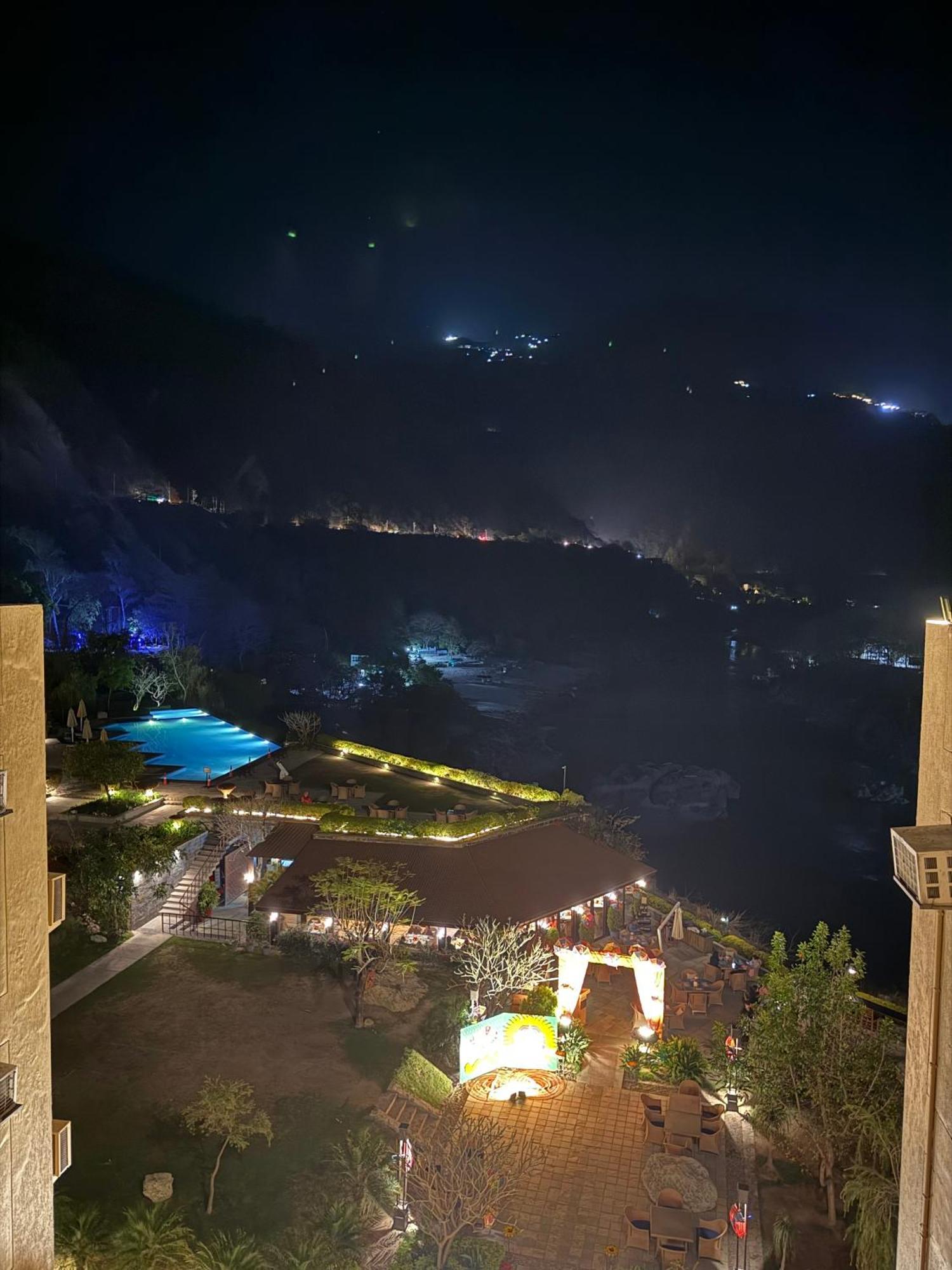 Luxury Aloha Majestic Apartments Rishikesh Exterior photo